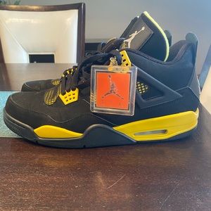 Air Jordan 4 Thunder Size 13 2012